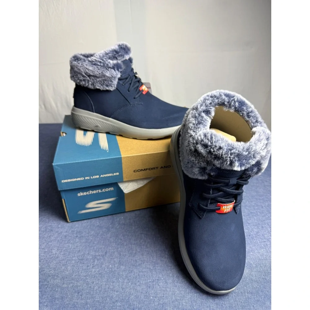 Skechers On-The-Go City 2 Winter Wishes Navy Blue Faux Fur Boots 144437W Wide 7